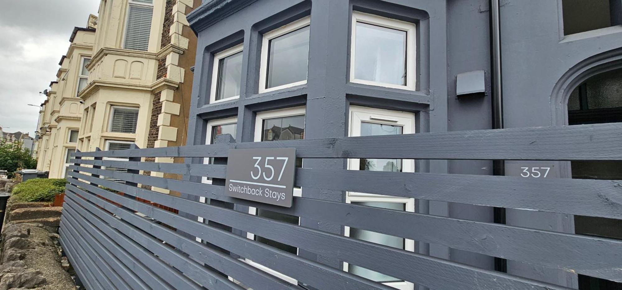 Harlequin Apartments By Switchback Stays Cardiff Bagian luar foto