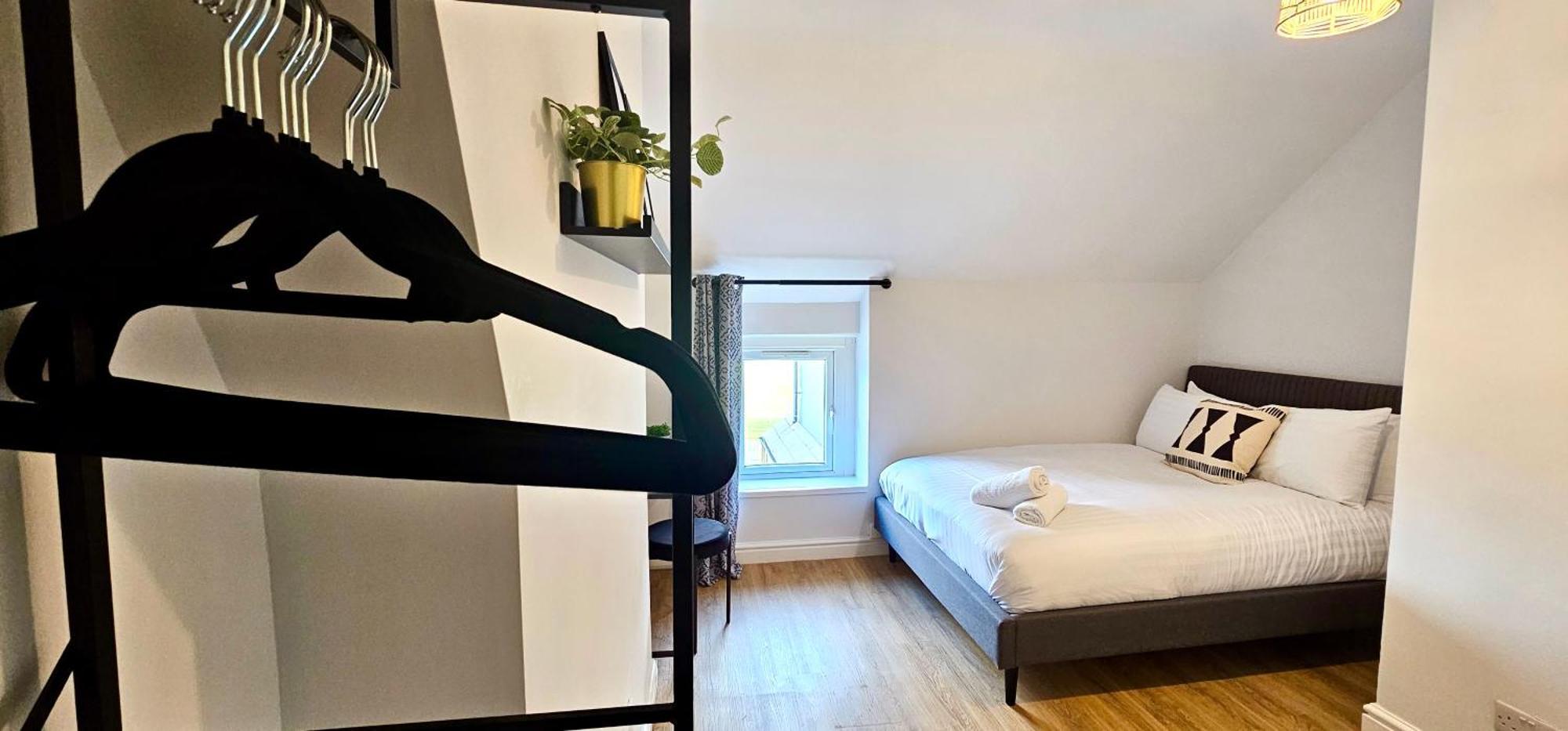 Harlequin Apartments By Switchback Stays Cardiff Bagian luar foto
